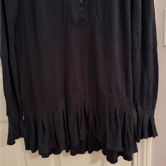Free People Black Button-Up Tunic - Picture 3 of 4